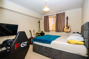 Photo 1- click for photo gallery